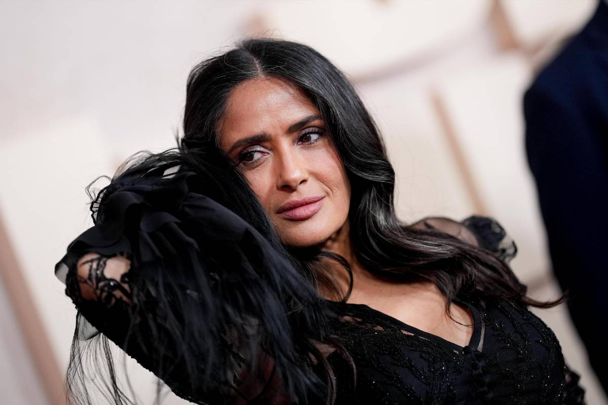 Salma Hayek cumple 59 años y  tres décadas abriendo puertas en Hollywood