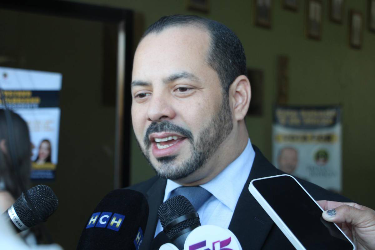 Denuncian intento de politizar Colegio de Abogados de Honduras