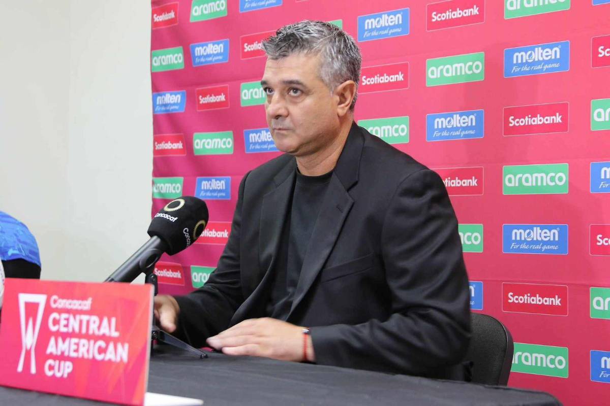 Diego Vázquez reacciona tras agónico triunfo y responde al DT de San Francisco