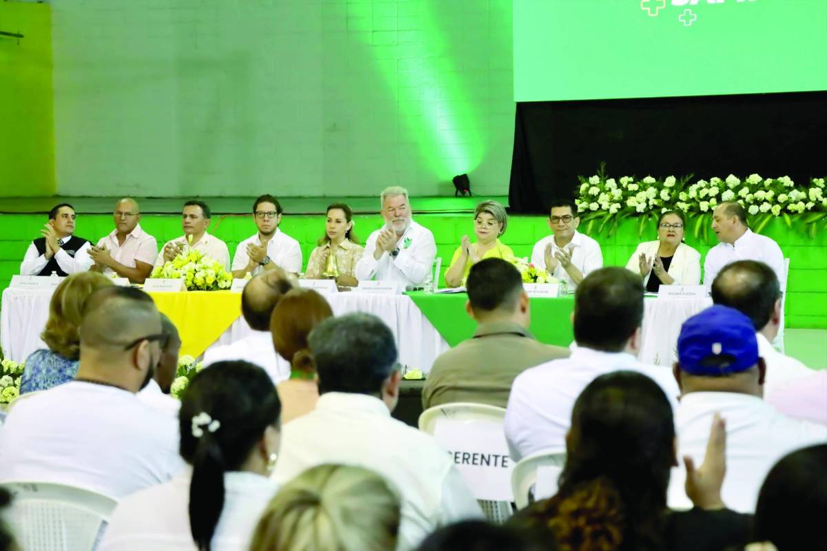 En cabildo abierto respaldan cobro por servicios comunitarios de salud