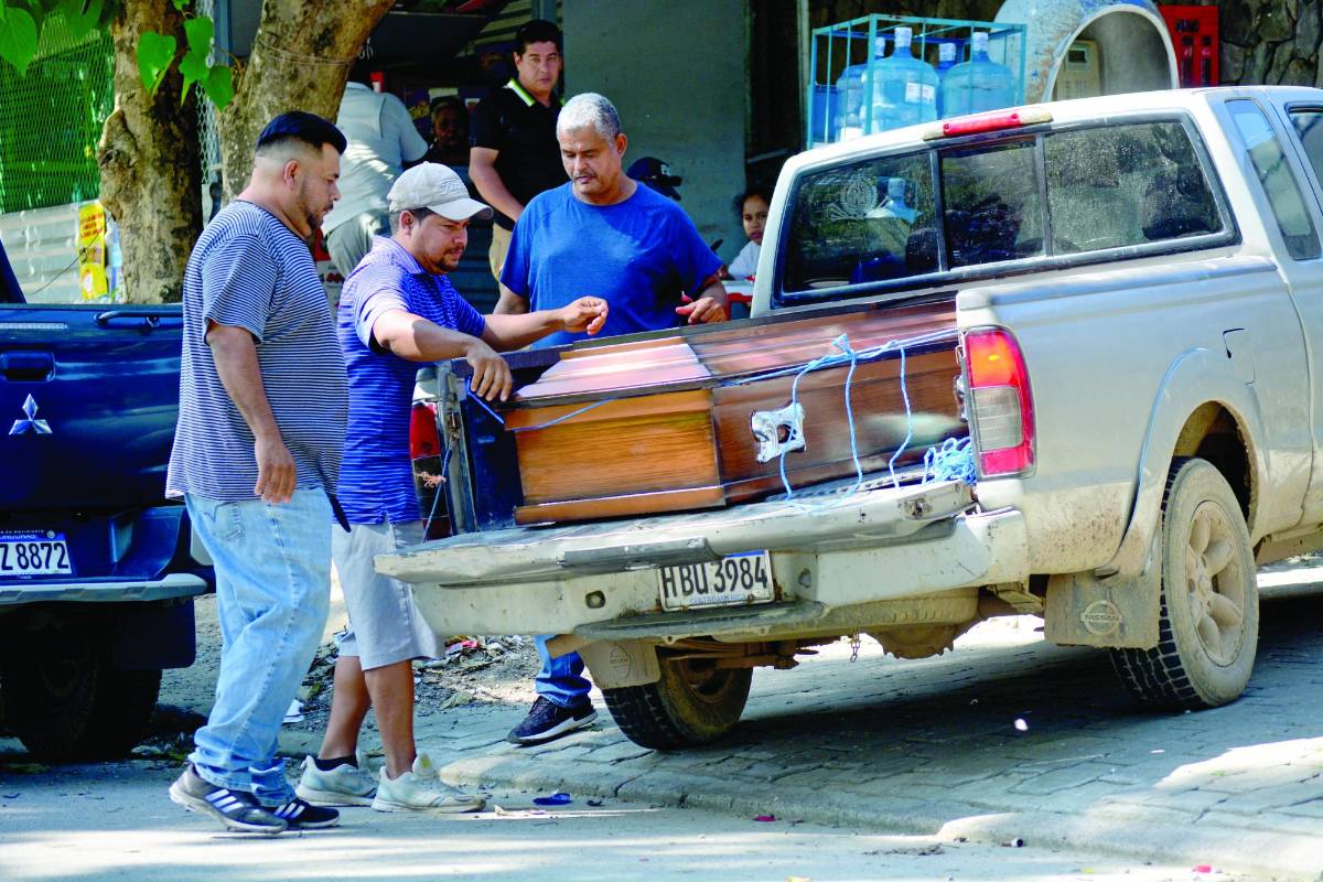 “Todo lo dejamos en manos de Dios”: padre de Nicol Villeda