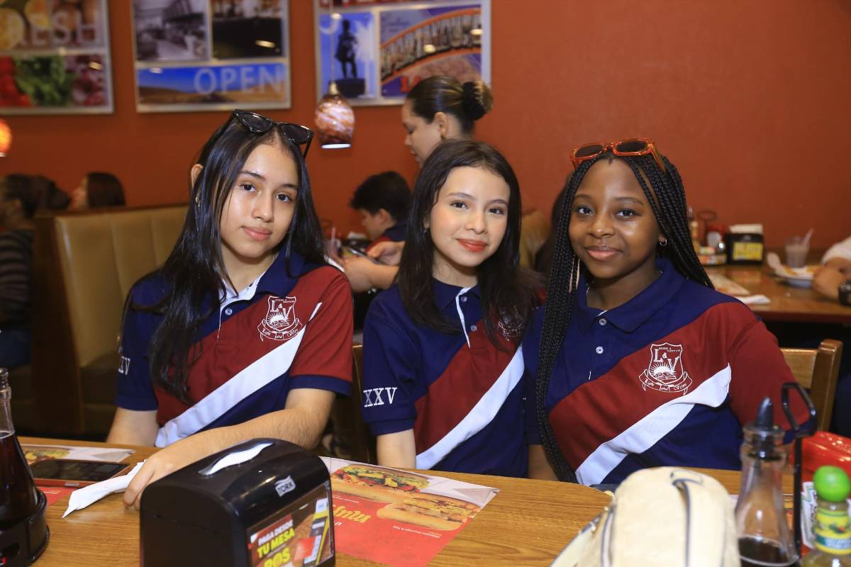 Seniors de Light and Vision celebran su entrada