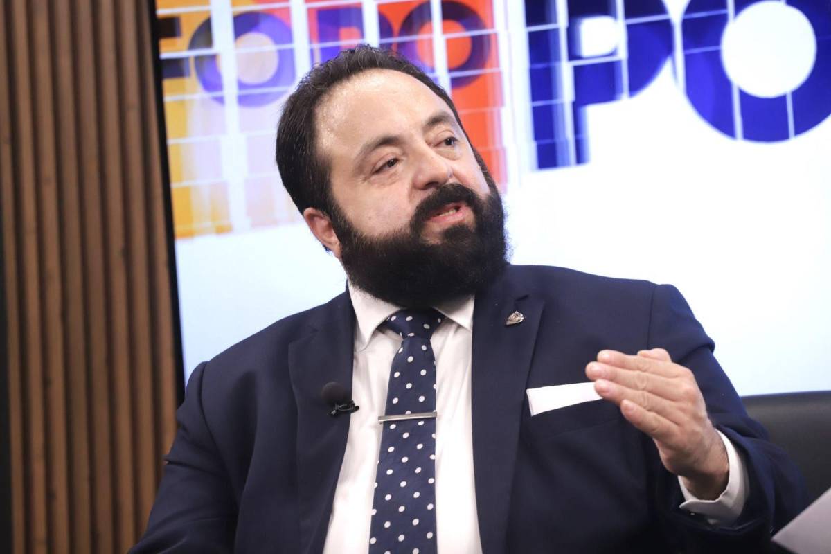 Expareja de Luis Redondo lo demandará en Honduras por no pagar manutención a su hija