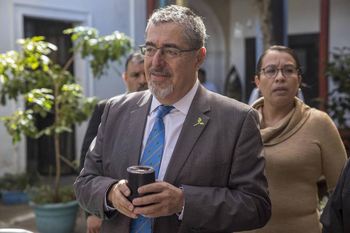 Arévalo lidera intención de voto en Guatemala rumbo al balotaje