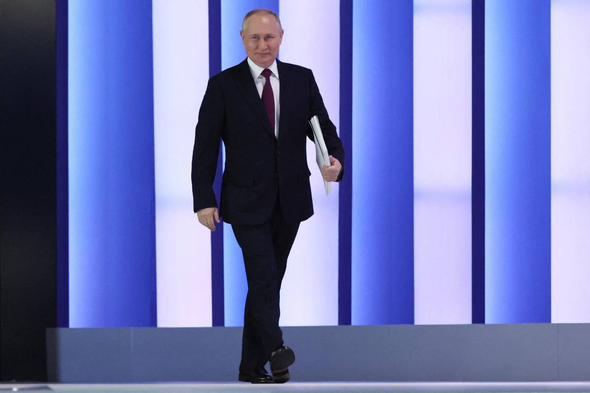 Putin suspende participación de Rusia en tratado de desarme nuclear con EEUU