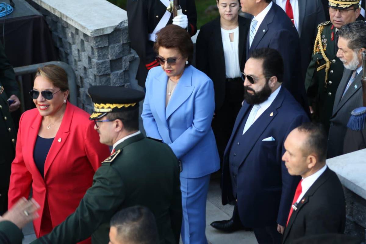 El discurso de Xiomara Castro en el izamiento de la bandera nacional