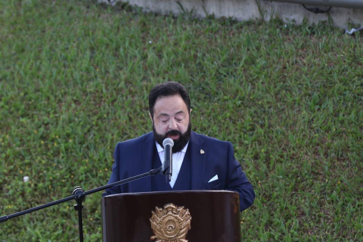 El discurso de Xiomara Castro en el izamiento de la bandera nacional