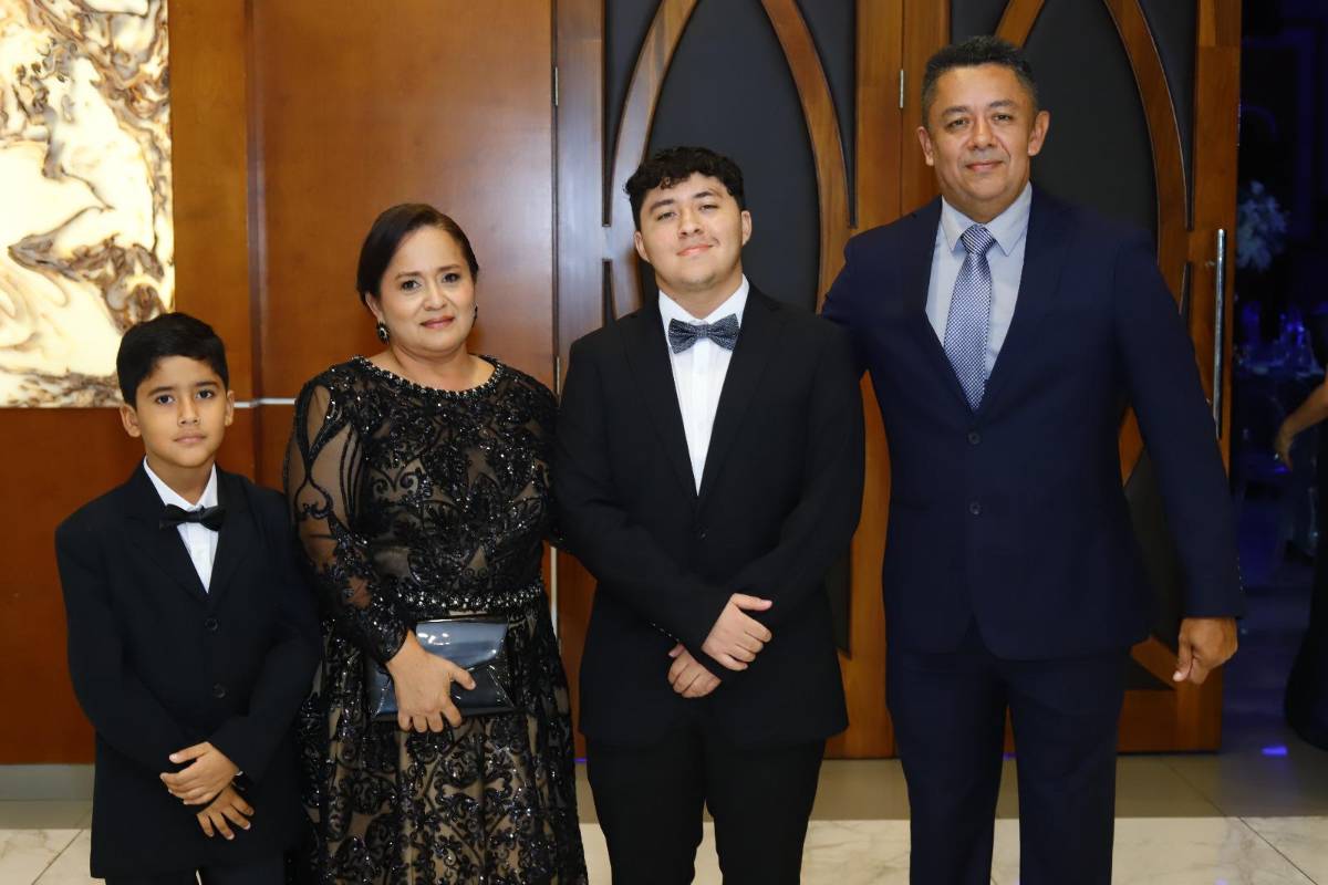 Emoción y elegancia en la gala de la Episcopal El Buen Pastor