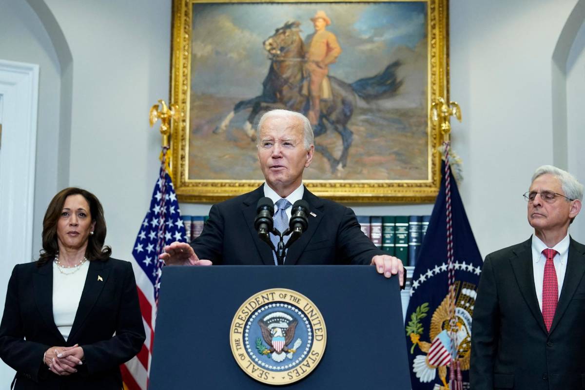Biden dice en entrevista que fue un “error” pedir que Trump fuera un “objetivo”