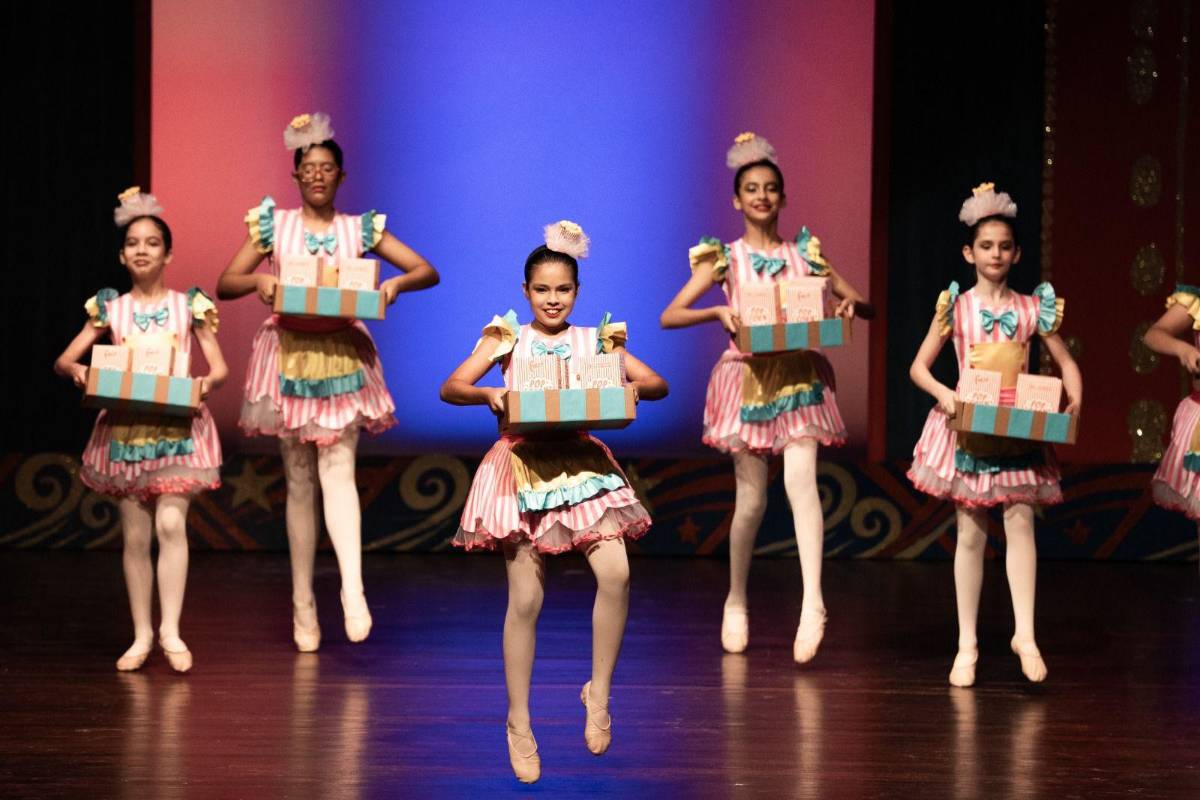 Las mejores fotos de The Greatest Show por la Academia de Bellas Artes