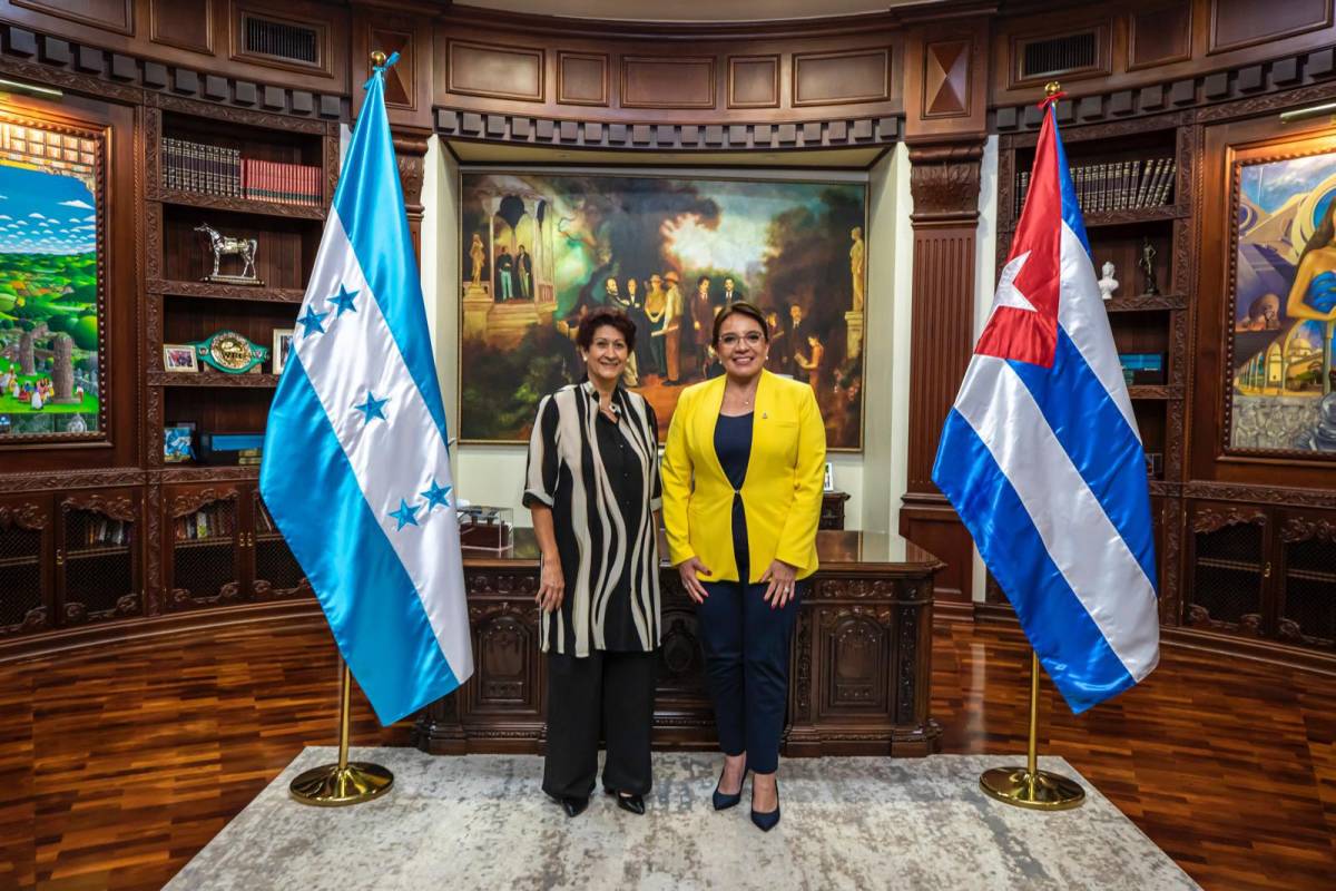 Xiomara Castro se reunió con la ministra de Educación de Cuba