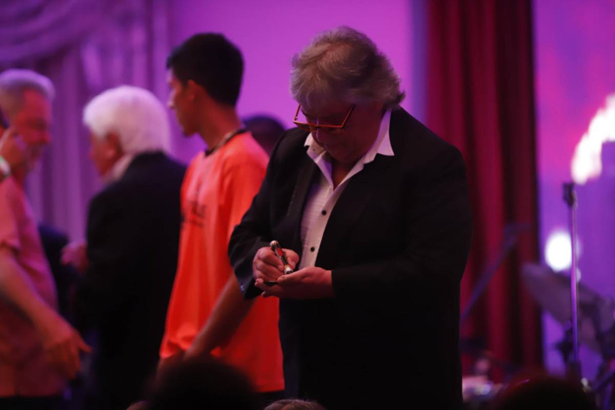 Una noche llena de romanticismo con Los Galos de Chile