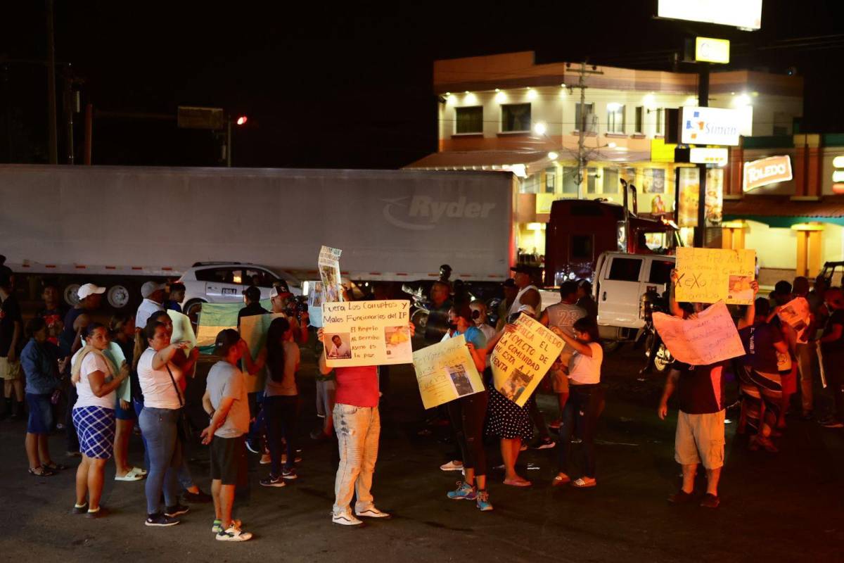 Los vecinos dicen que ya denunciaron en el Ministerio Público.