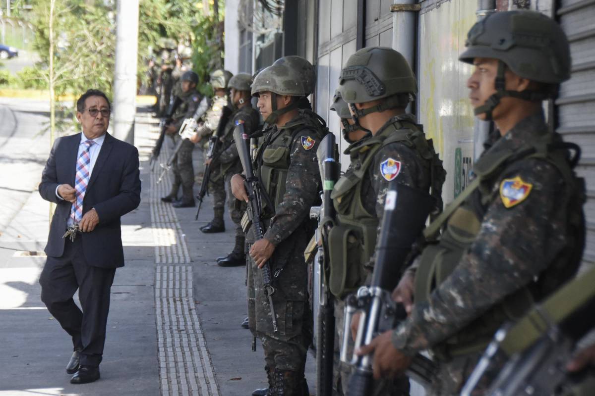El Gobierno de Giammattei hace un “llamado” a respetar la “soberanía de los Estados”