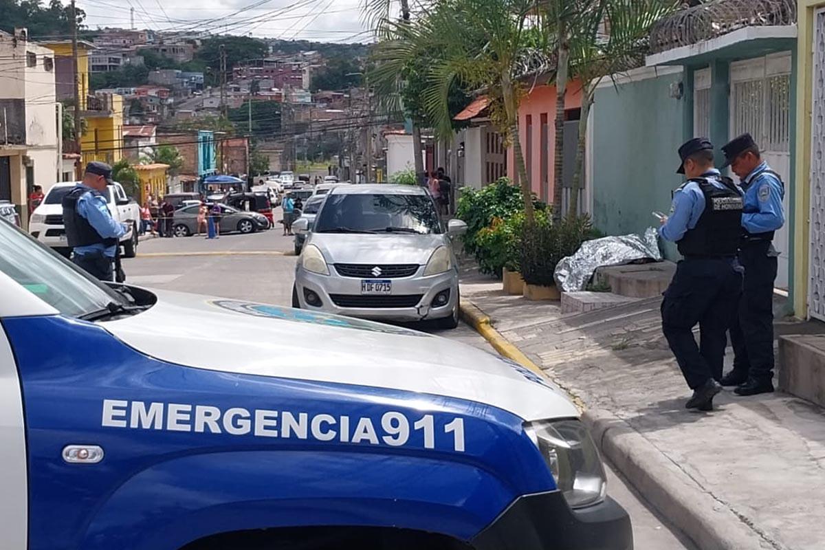 Sicario mata a una mujer cuando iba con su hija de la mano