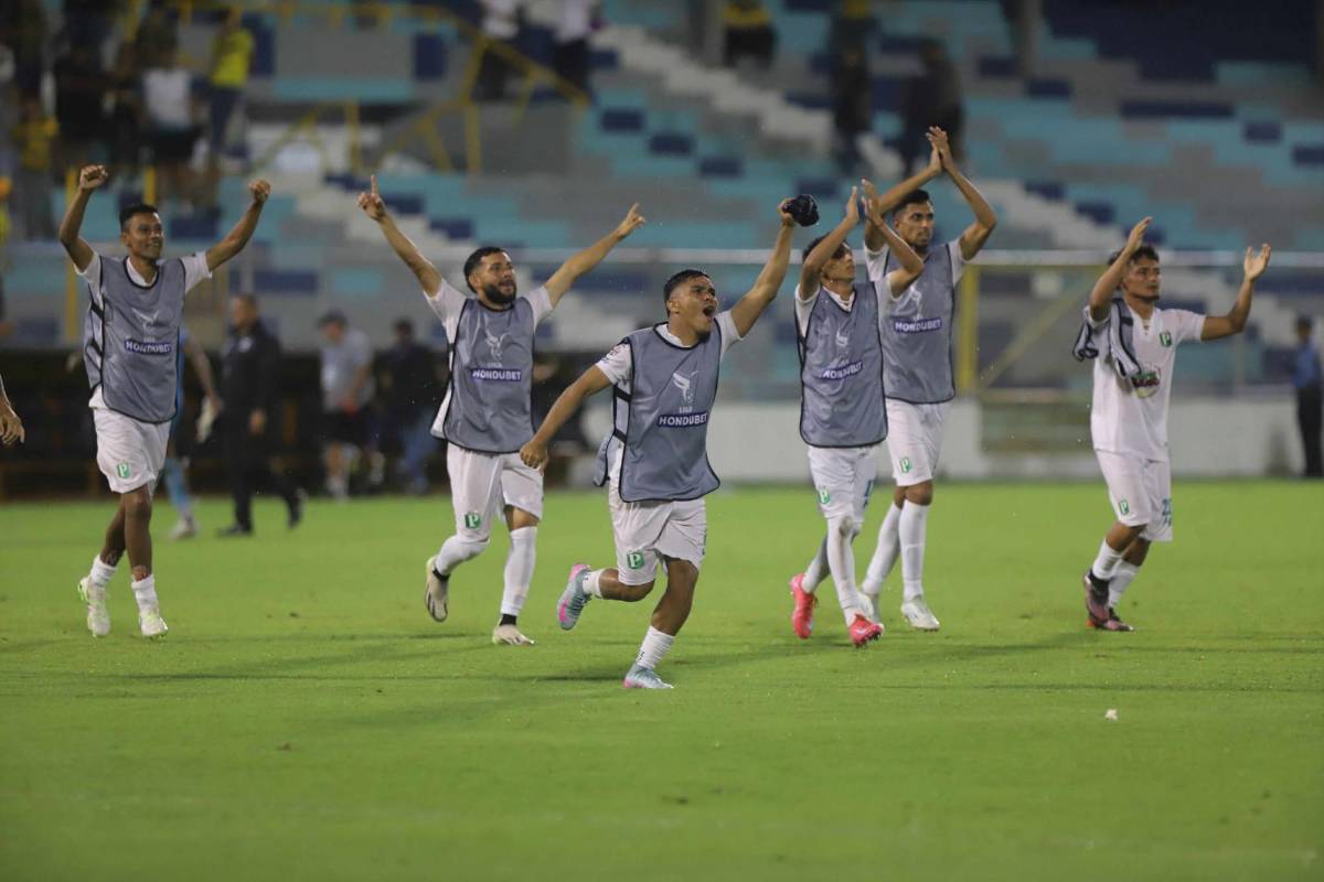 Platense con dos inesperados héroes, sorpresa a Welcome y, ¿mofa al Real España?