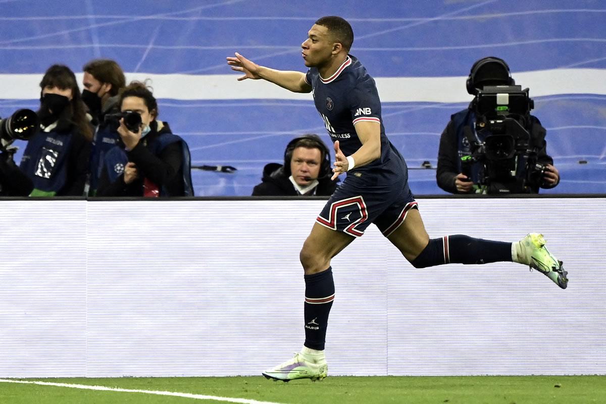 Kylian Mbappé celebrando su golazo contra el Real Madrid.