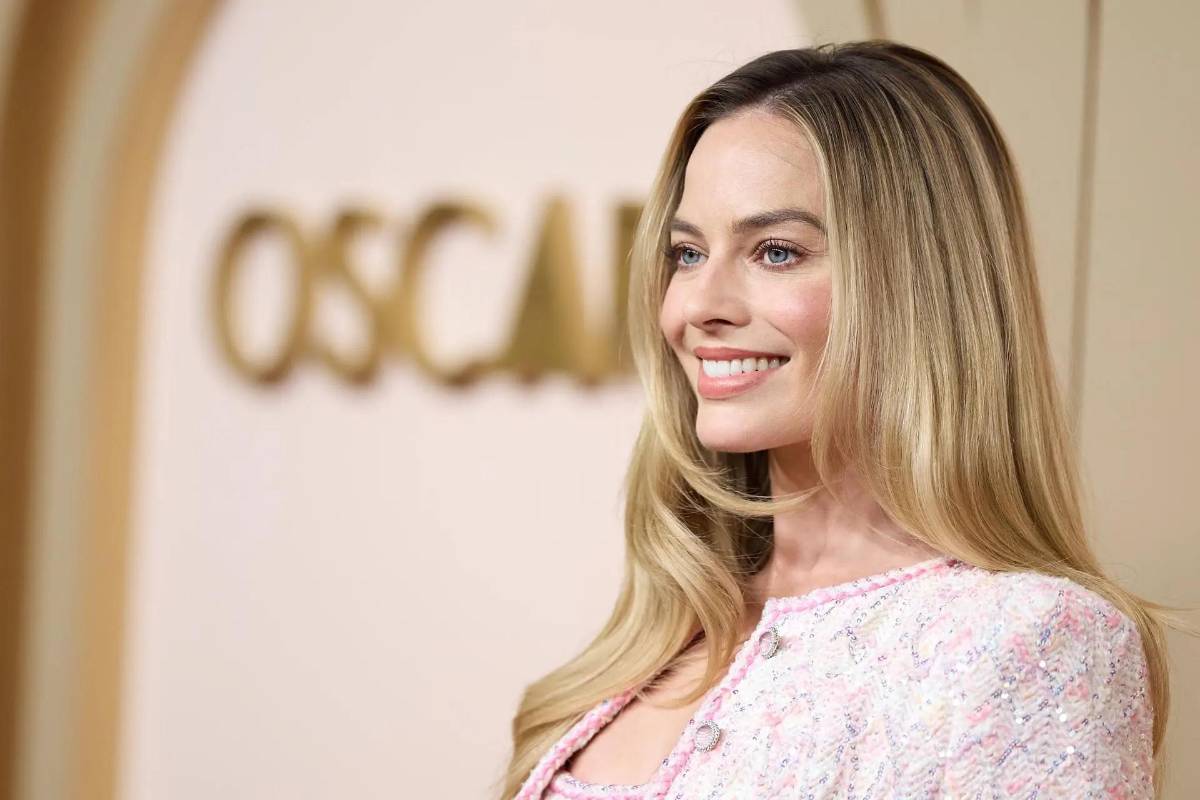 Margot Robbie dice que un actor le insinuó que debía ‘comer menos’