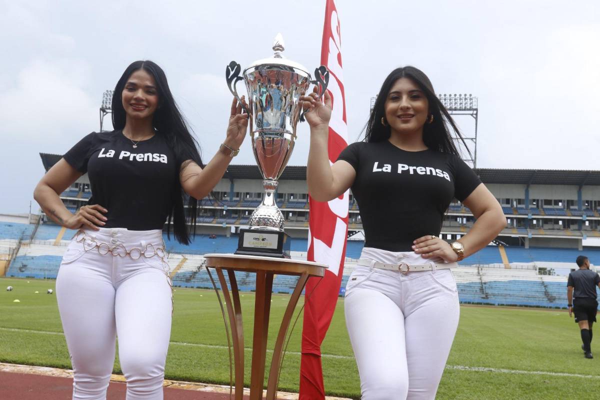 La Copa LA PRENSA que se entregará al ganador entre Marathón y Victoria .