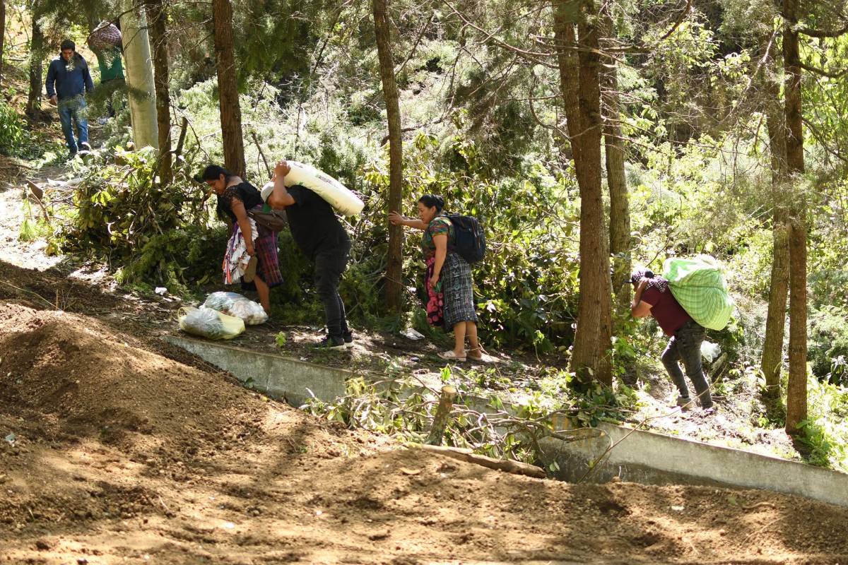 Aumentan a cinco las muertes por los sismos en Guatemala