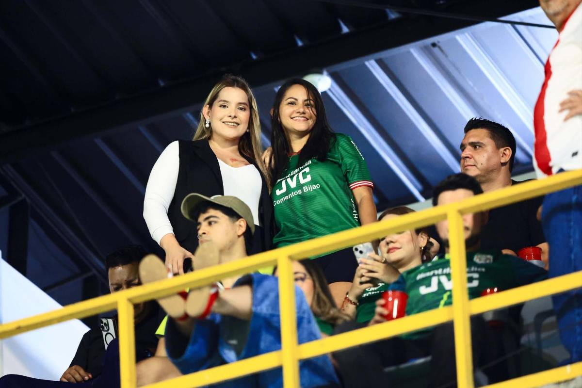 Rubia enamoró: las bellas chicas que cautivaron en la final Marathón-Motagua