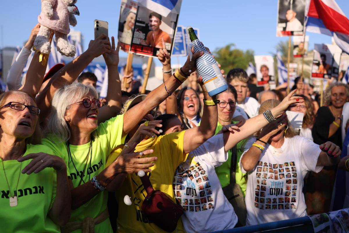 Las mejores imágenes de la liberación de los rehenes israelíes