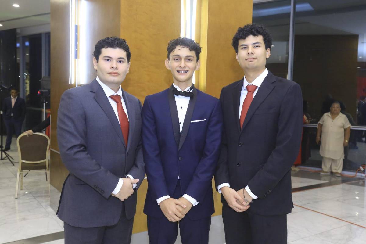 Seniors de la Escuela Franciscana celebran su fiesta de graduación 2026