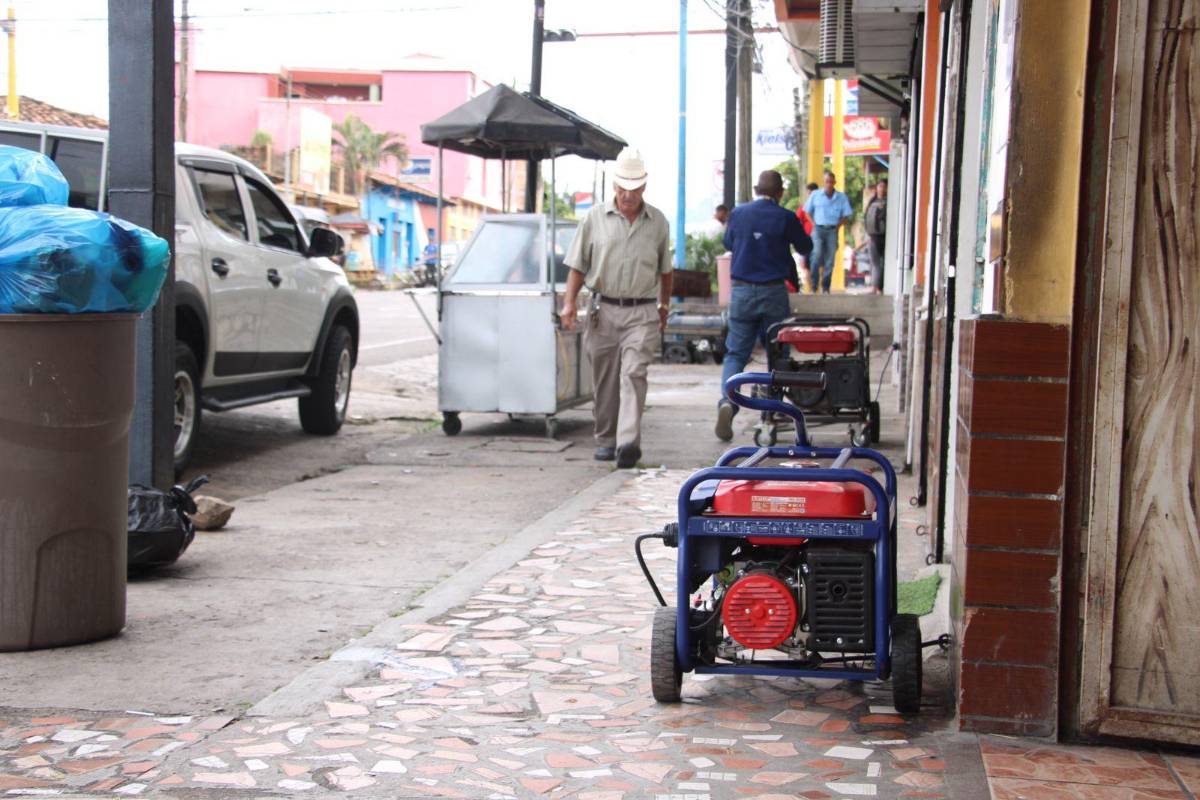 Los pobladores están pensando tomarse las carreteras.