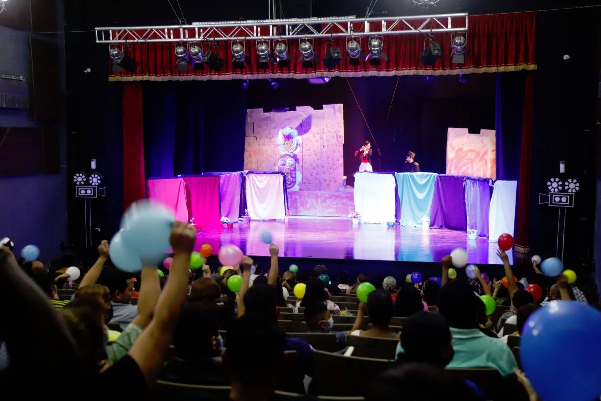 Teatro y danza en el “Movie’s Show”