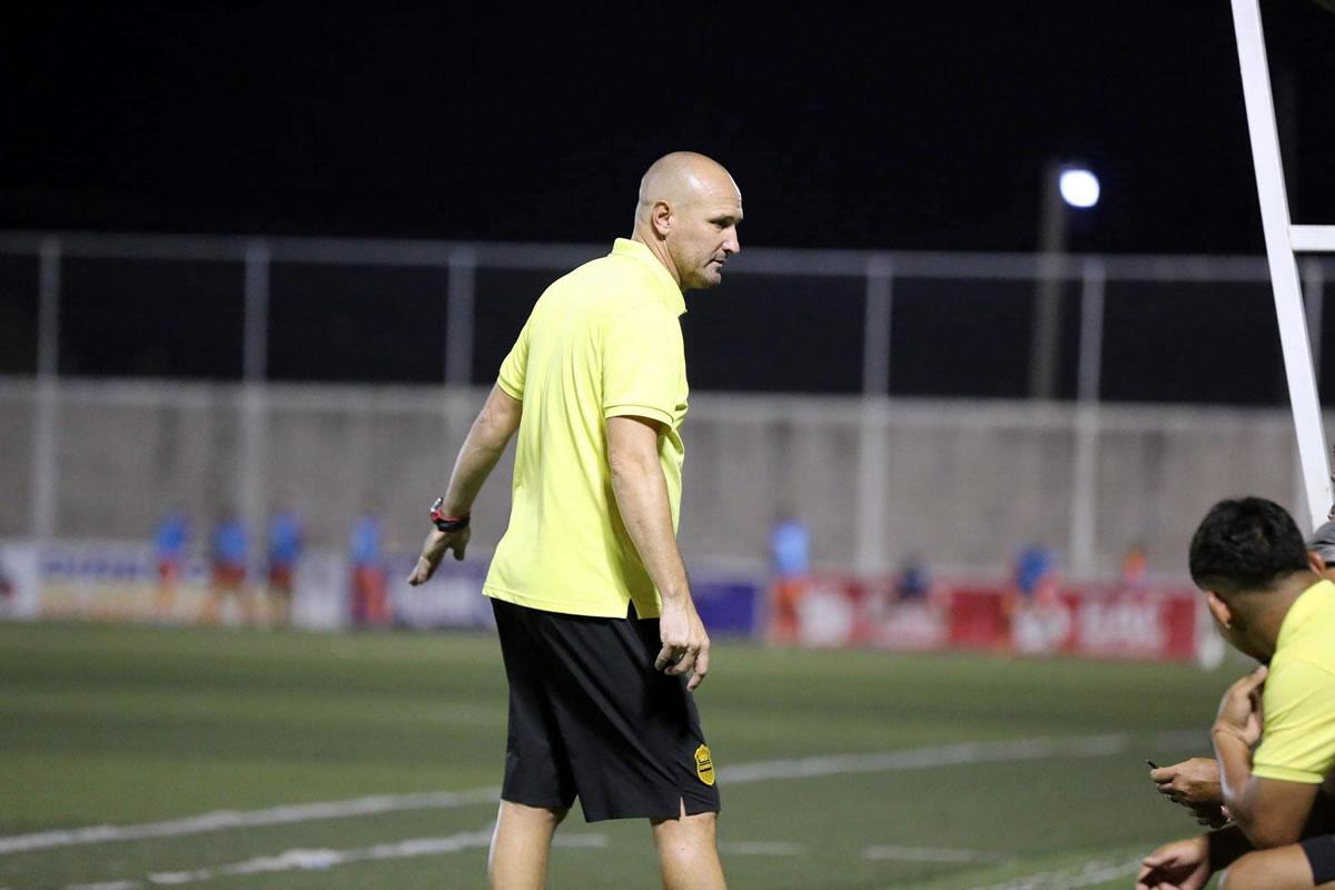 Julio ‘Palomo‘ Rodríguez durante el partido de ida del repechaje contra la UPN.