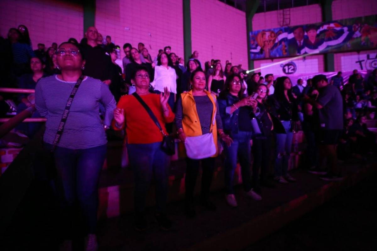 Tegucigalpa vibra con Matute y su viaje musical por décadas doradas