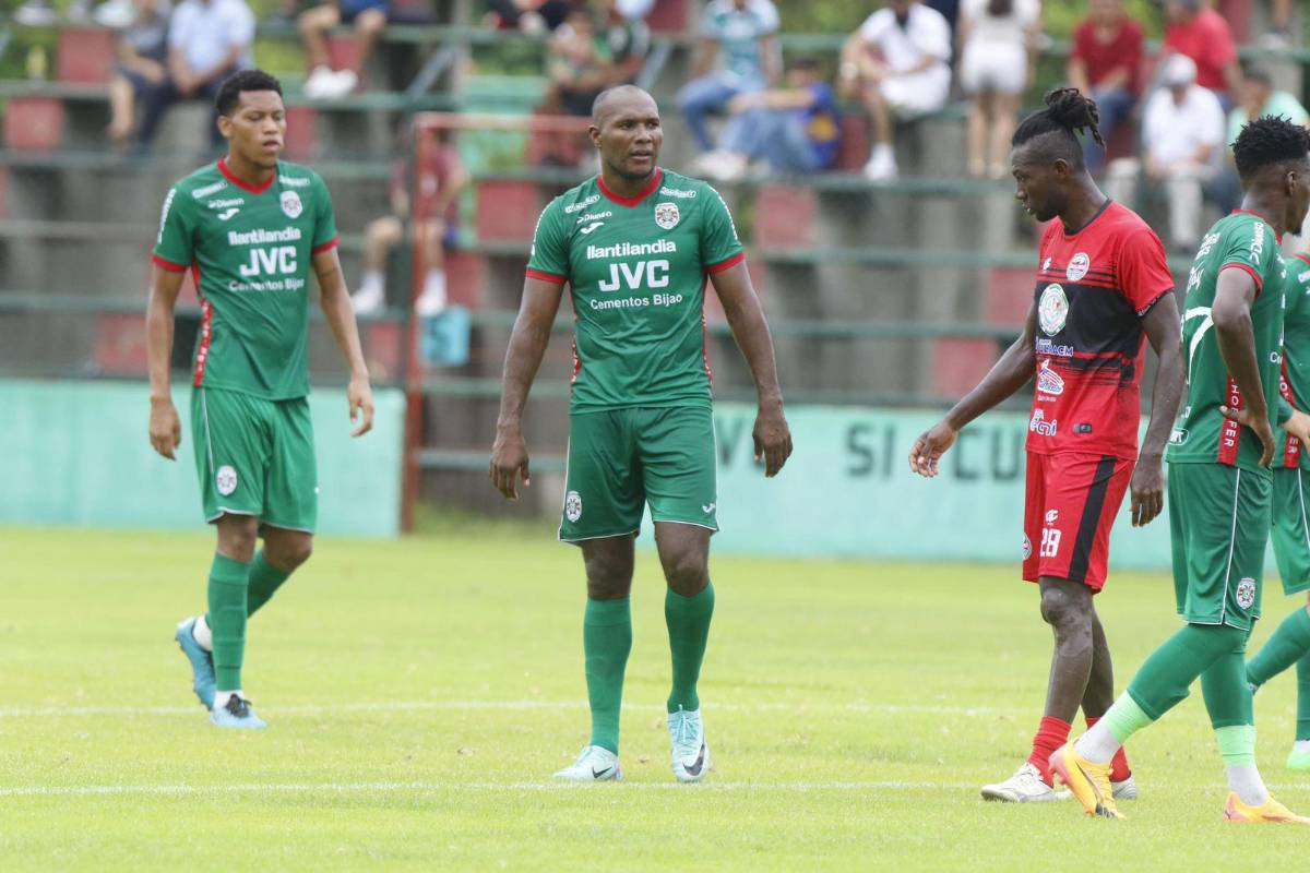 Juan Anangonó volvió a tener minutos en su pretemporada con Marathón.