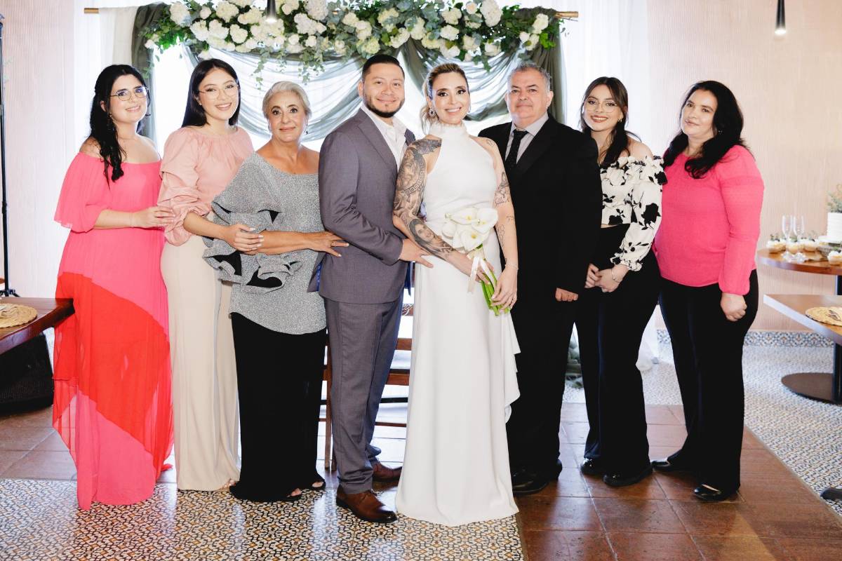 Samira Mendoza y Julio Rodríguez se unen en amor y legalidad