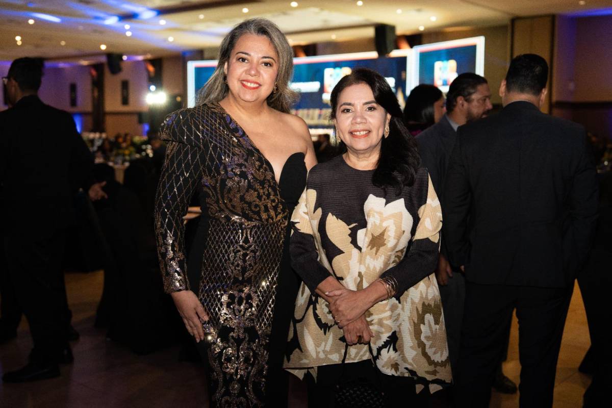 Los selectos invitados en la entrega del Sello FUNDAHRSE 2025