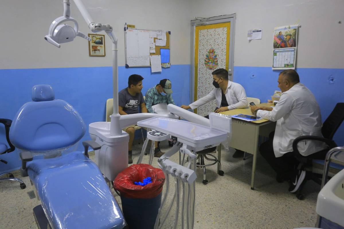 Ofrecen atención dental gratuita o de bajo costo en la ciudad