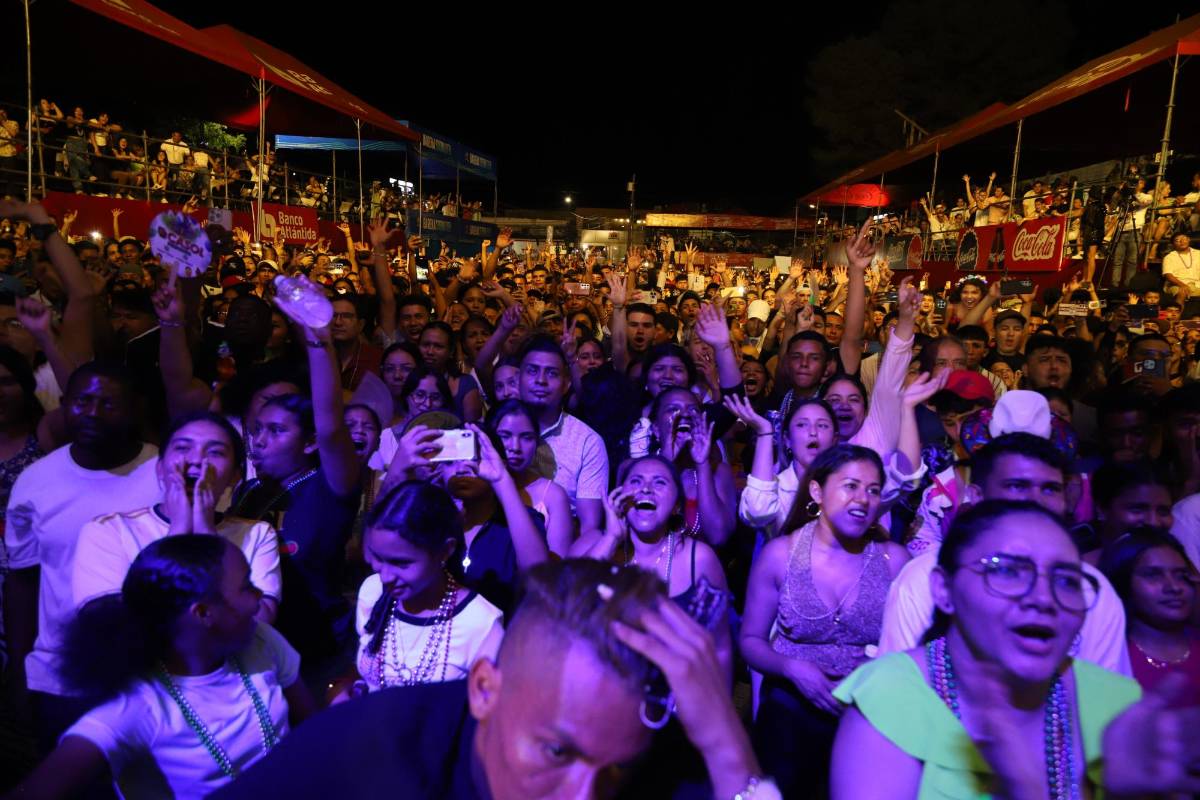 Alexis & Fido y Oro Sólido, los internacionales que amenizaron la noche carnavalesca