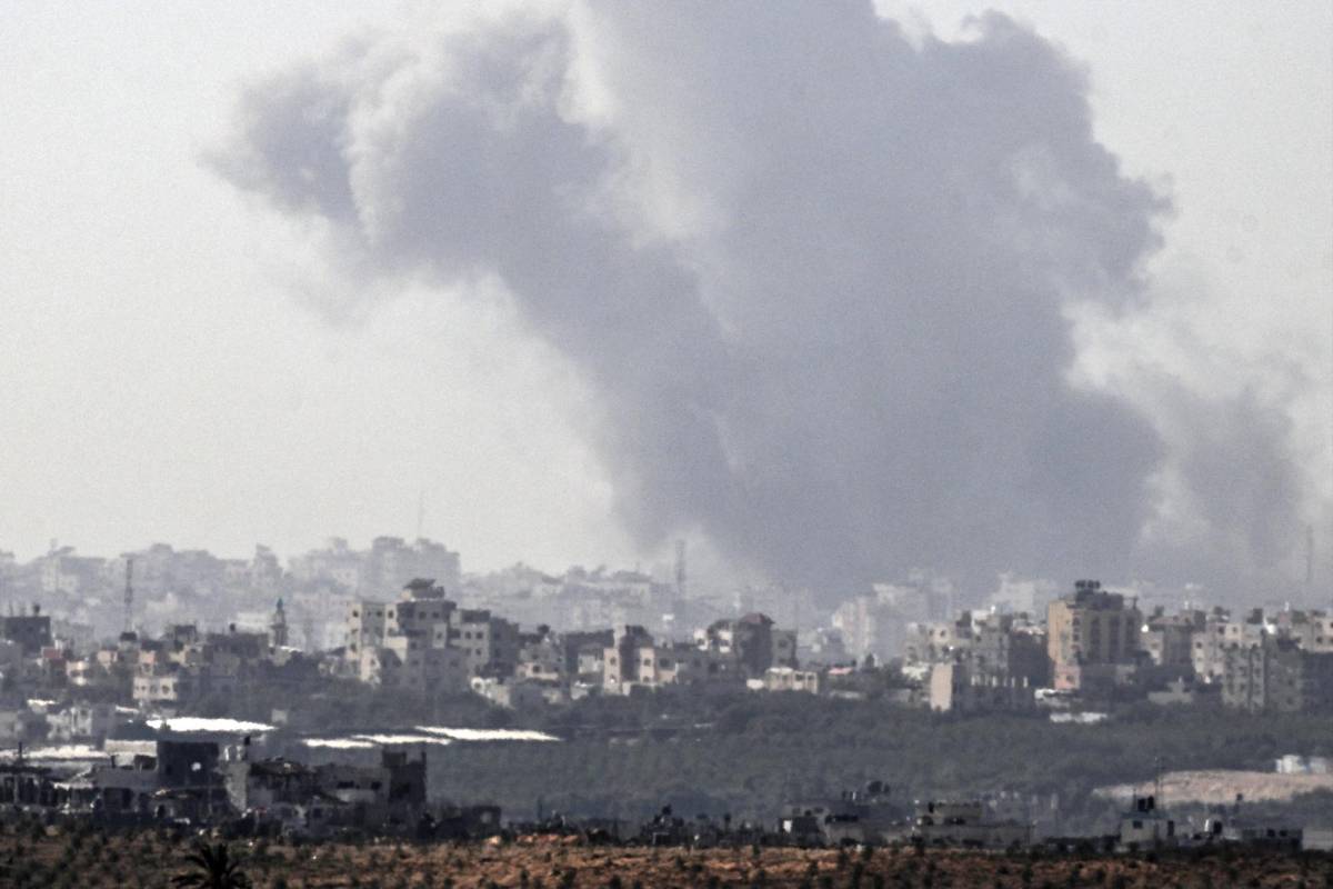Israel bombardea una escuela de la ONU en Gaza; hay 15 muertos