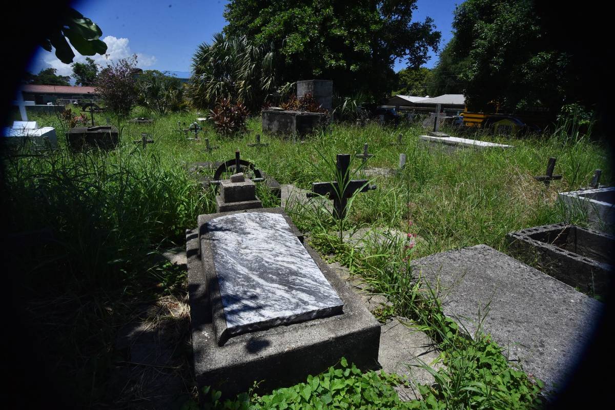 No hay espacio para sepultar a más muertos en La Ceiba