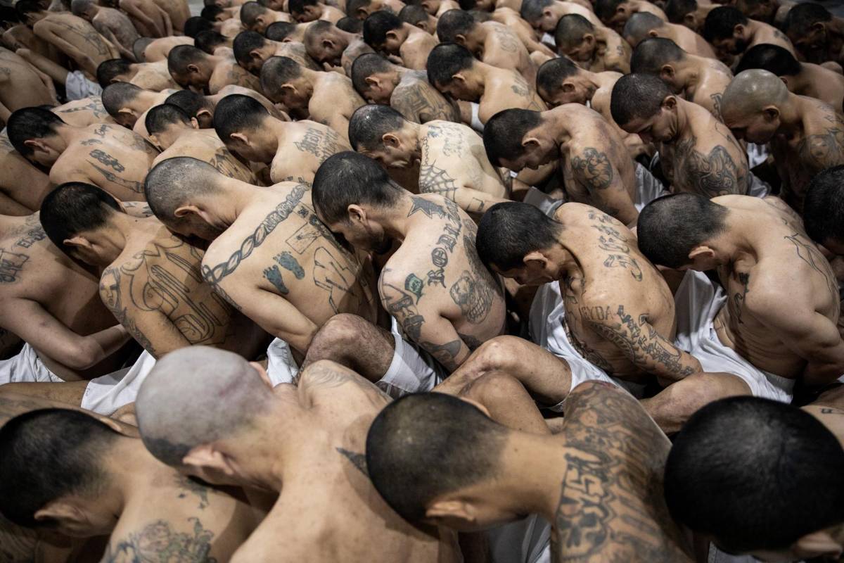 Los mandamientos de la Pandilla 18 en Honduras