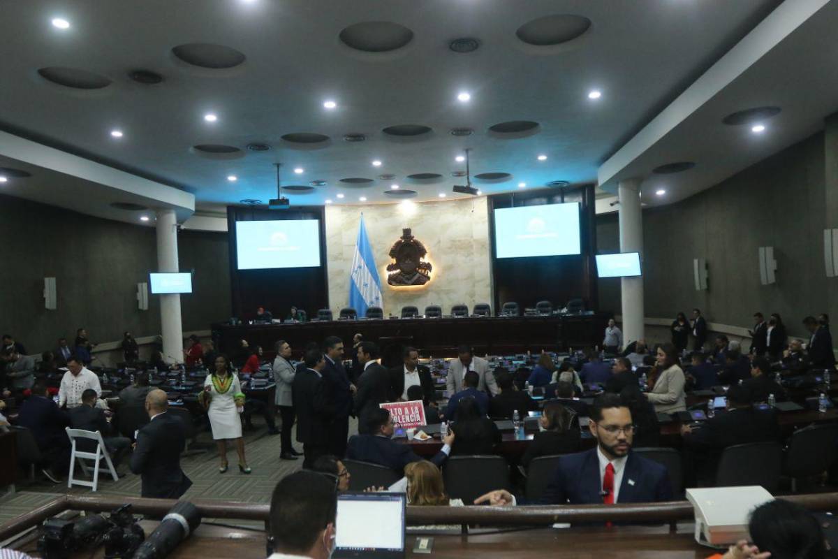 Partido Nacional denuncia una alta mora legislativa