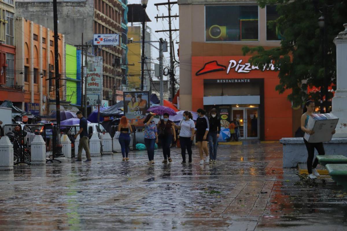 Remanentes de Lisa dejan lluvias este jueves en varias regiones de Honduras