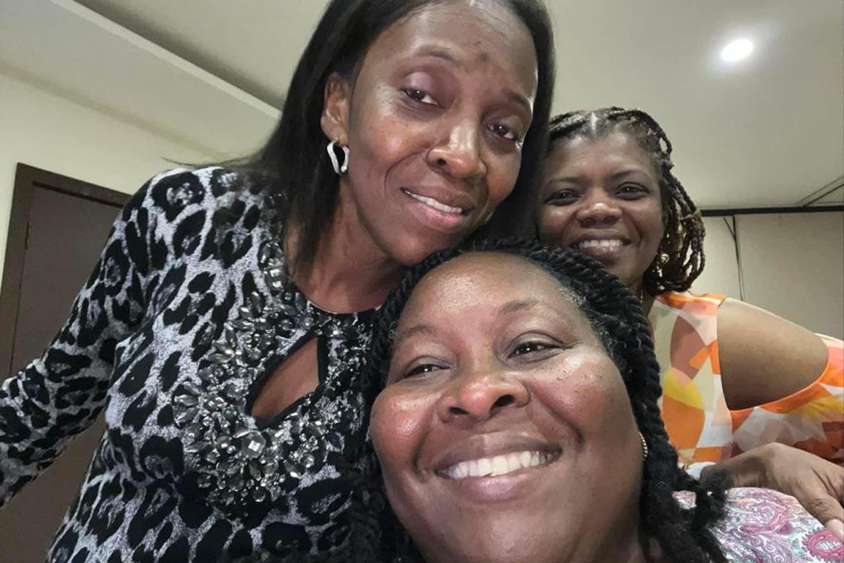 Estudiantes de la Promoción de 1989 del Instituto Sagrado Corazón de Jesús se reencuentran