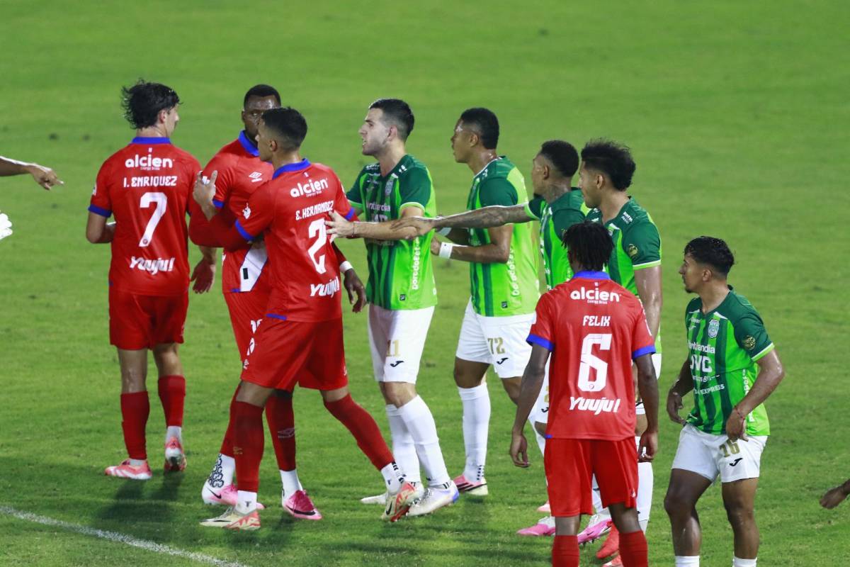 La burla de Menjívar tras derrota, polémicas en Marathón-Olimpia y los dos expulsados