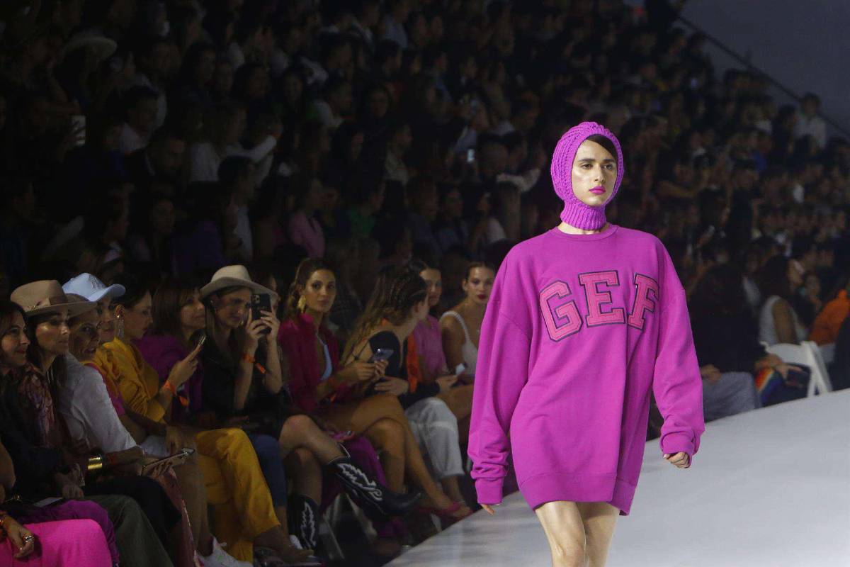 Maluma presenta su moda sin género