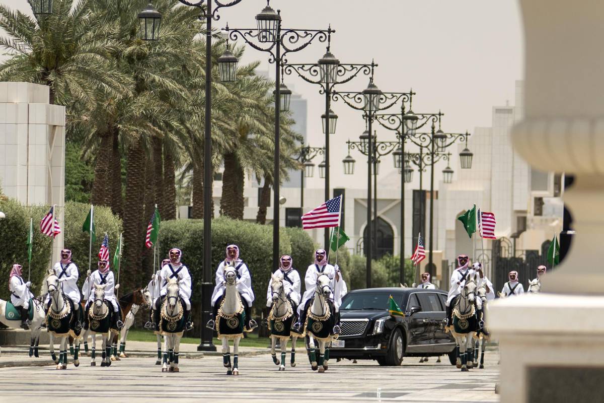 Las imágenes de la fastuosa bienvenida a Trump en Riad