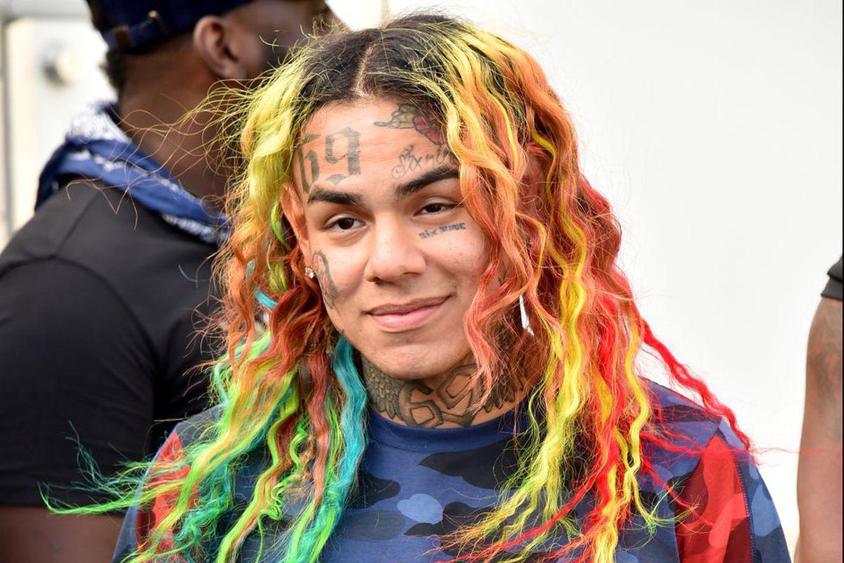 Tekashi sale en libertad condicional tras caso de violencia de género