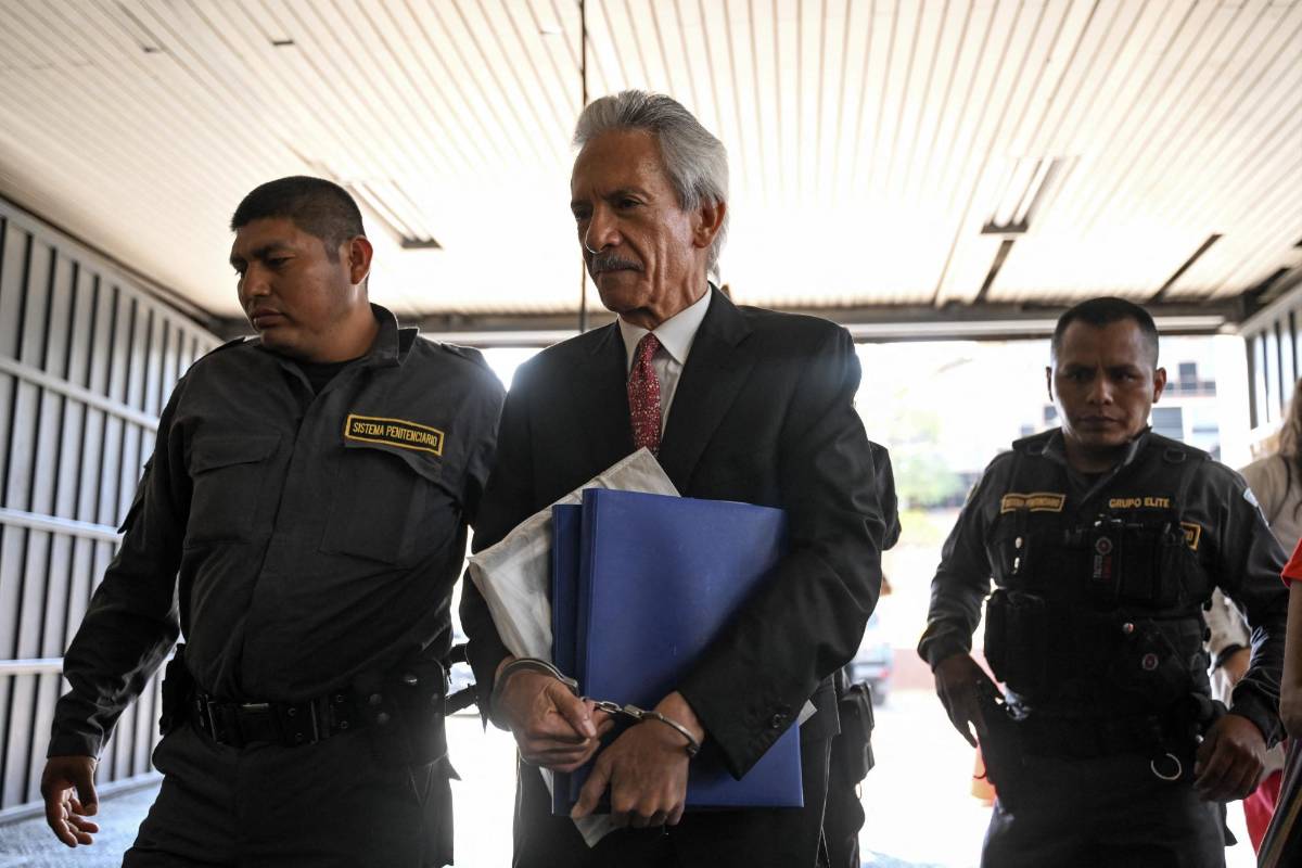 El encarcelado periodista guatemalteco José Rubén Zamora recibe el Premio Gabo 2024