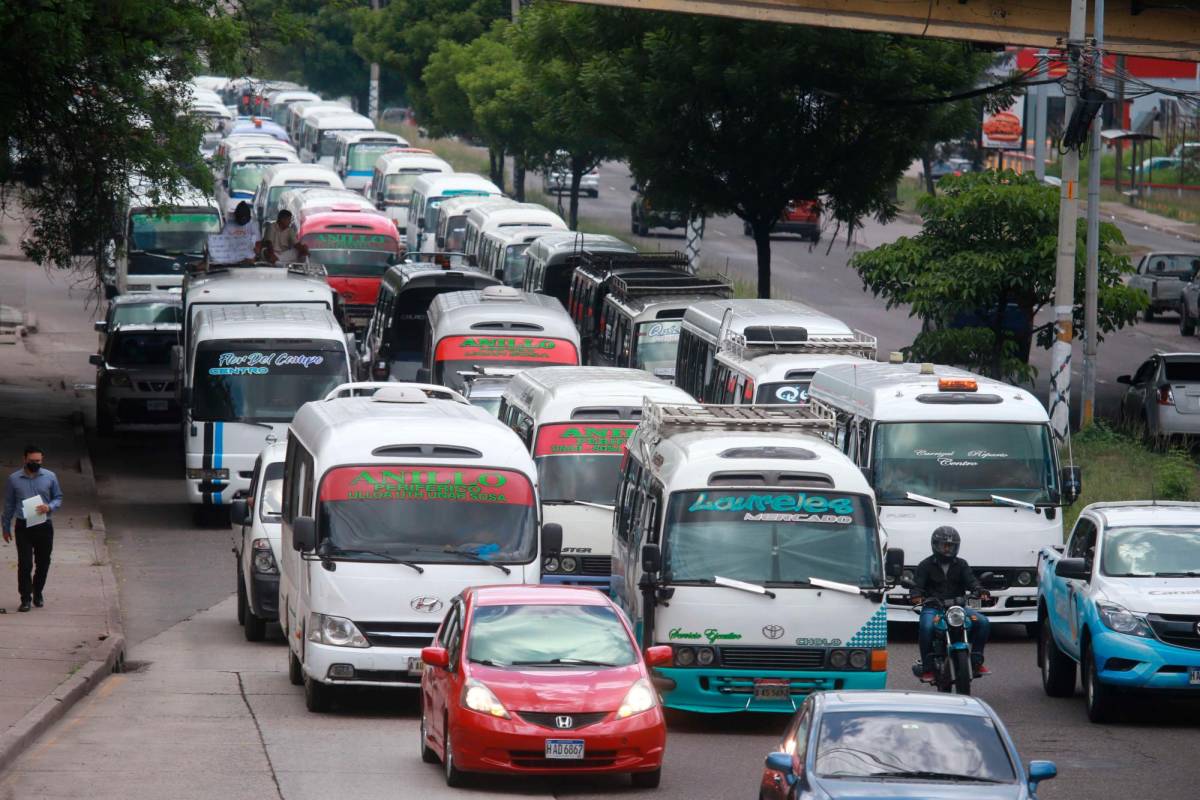 Transportistas a reunión con autoridades del IHTT para buscar soluciones