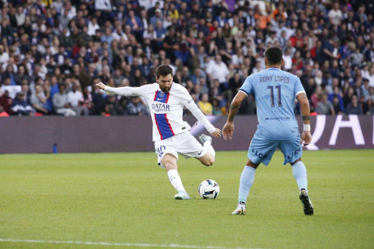 On-fire: Messi se luce con espectacular golazo en remontada del PSG por la Ligue 1