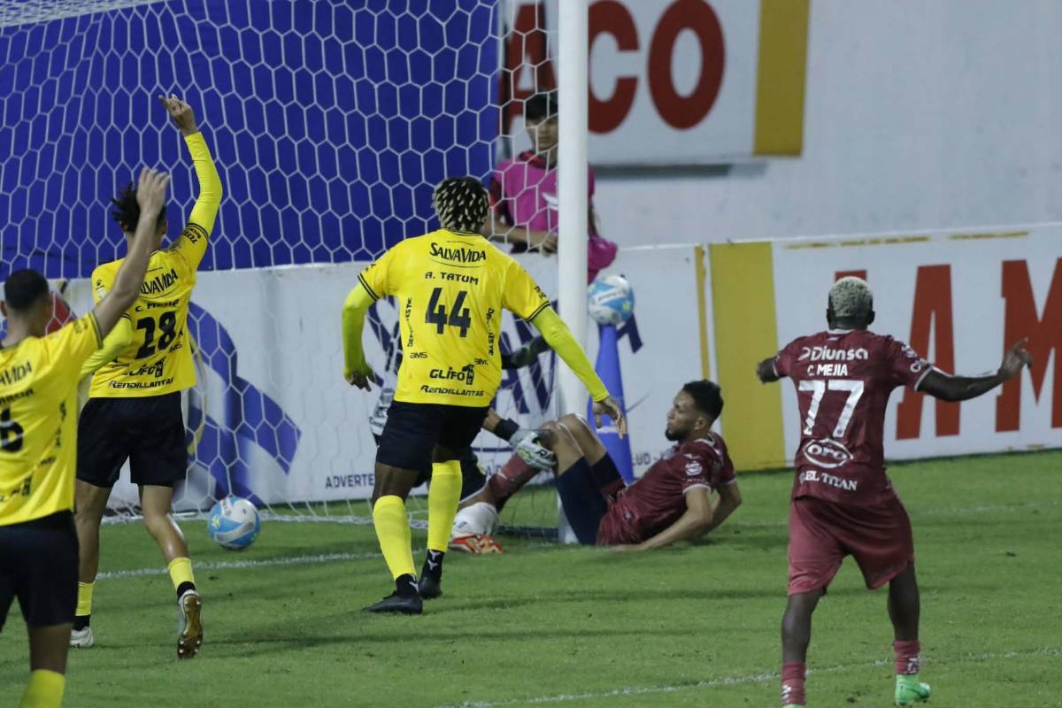 Decepción en Real España, lágrimas y temor por caos tras eliminación vs Motagua